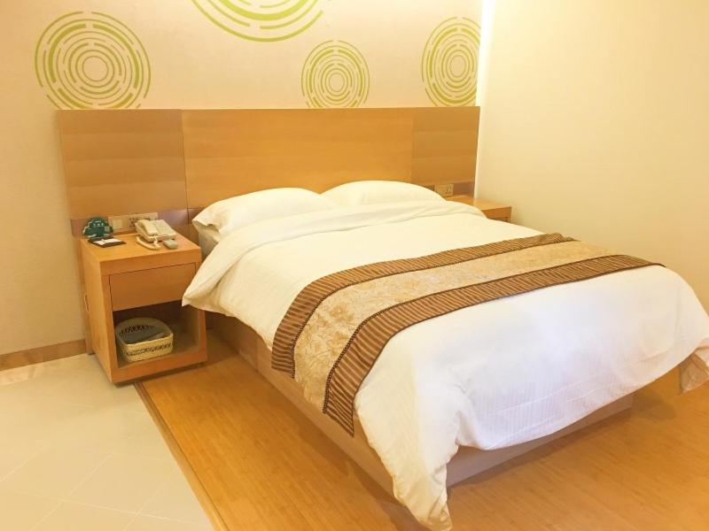 Greentree Inn Jiangxi Fuzhou Gandong Bridge Express Hotel Exterior photo