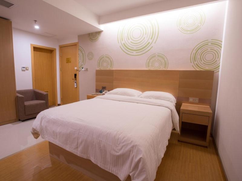 Greentree Inn Jiangxi Fuzhou Gandong Bridge Express Hotel Exterior photo